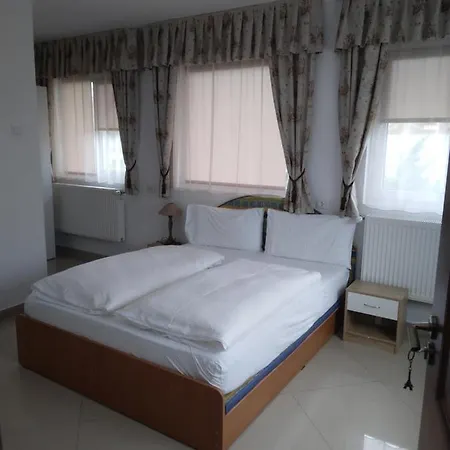 Pensiunea Casa Ghica Valea Salciilor